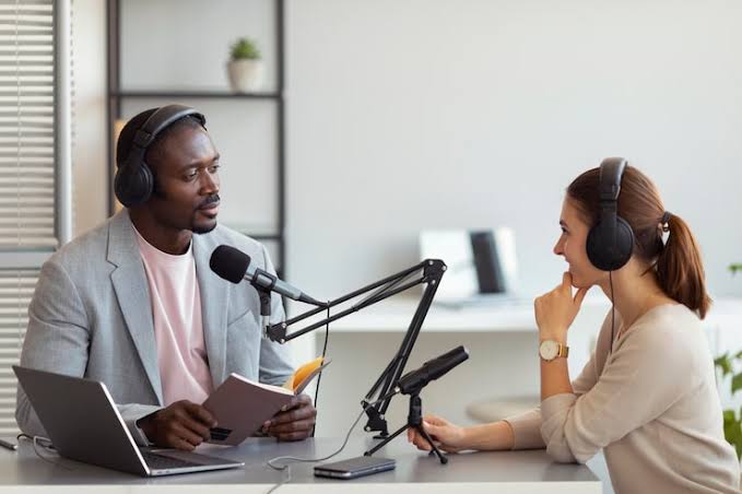 Best Self-Help Podcasts for Women